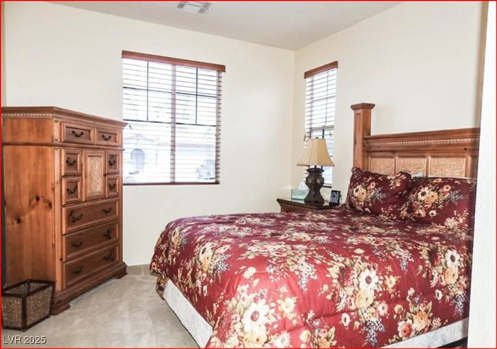 5845 Swan Point, Las Vegas, NV 89122