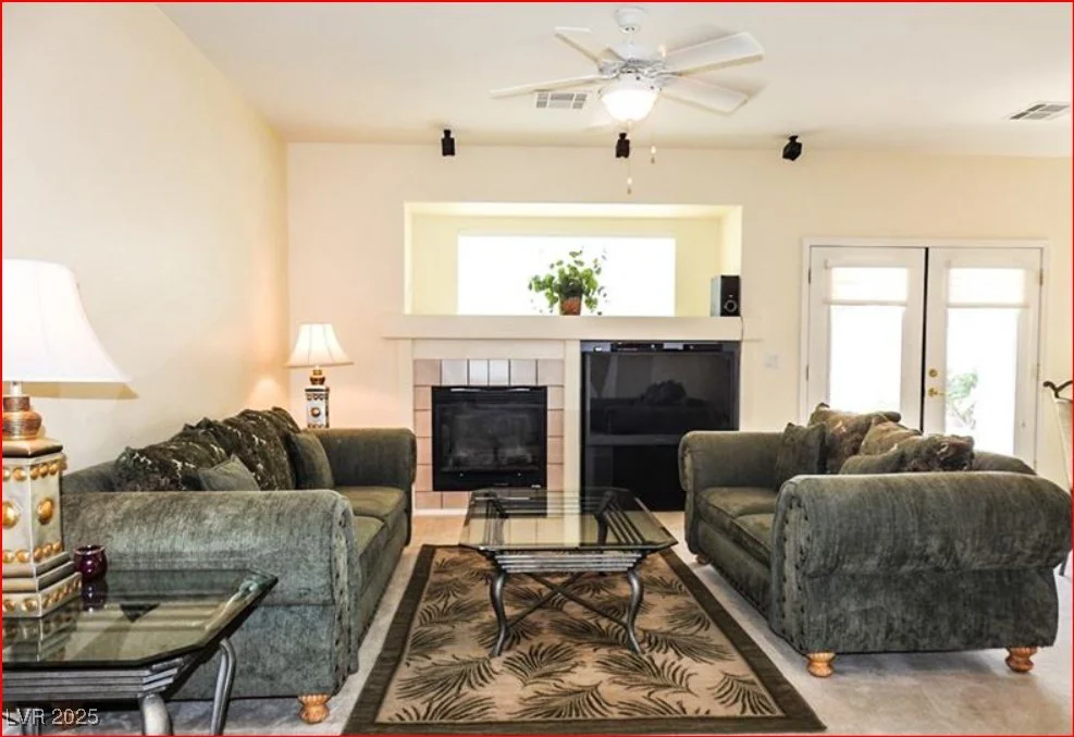 5845 Swan Point, Las Vegas, NV 89122