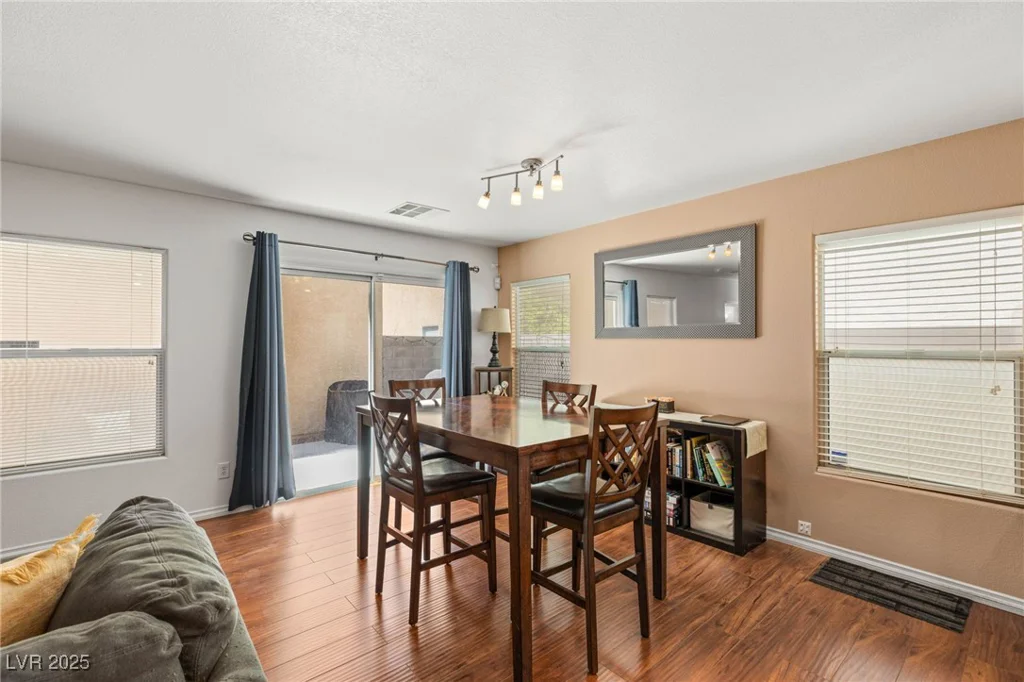 10253 Martinsburg, Las Vegas, NV 89183