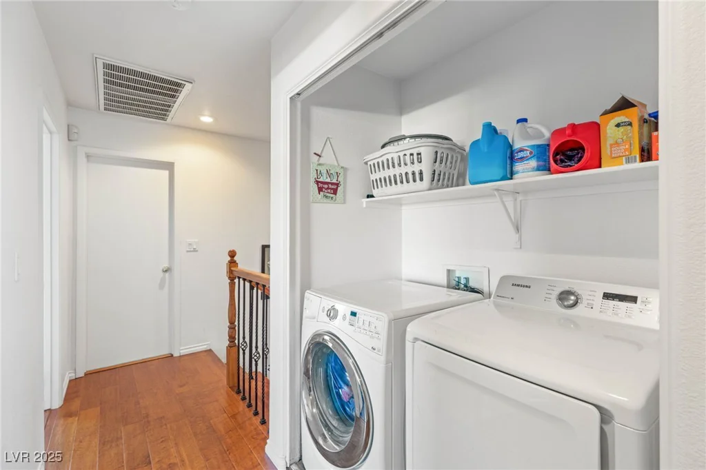 10253 Martinsburg, Las Vegas, NV 89183