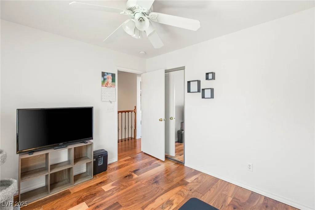 10253 Martinsburg, Las Vegas, NV 89183