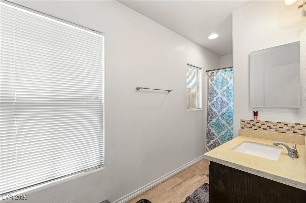 10253 Martinsburg, Las Vegas, NV 89183