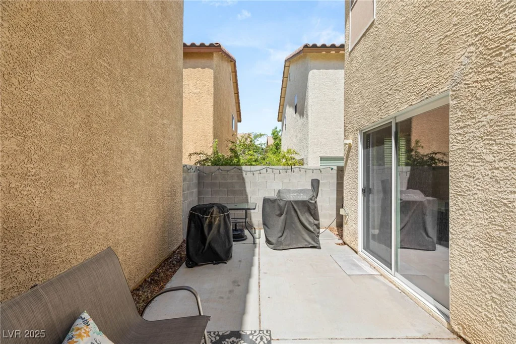 10253 Martinsburg, Las Vegas, NV 89183