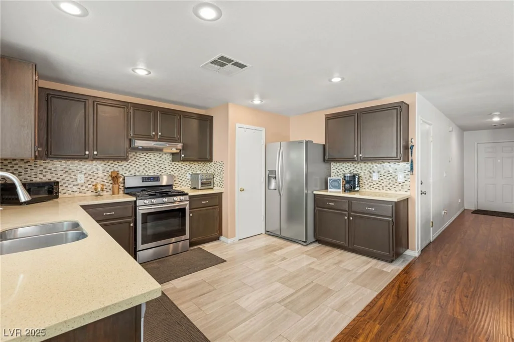 10253 Martinsburg, Las Vegas, NV 89183