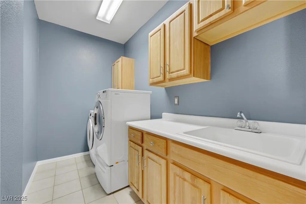 108 Lemon Glaze, Las Vegas, NV 89145