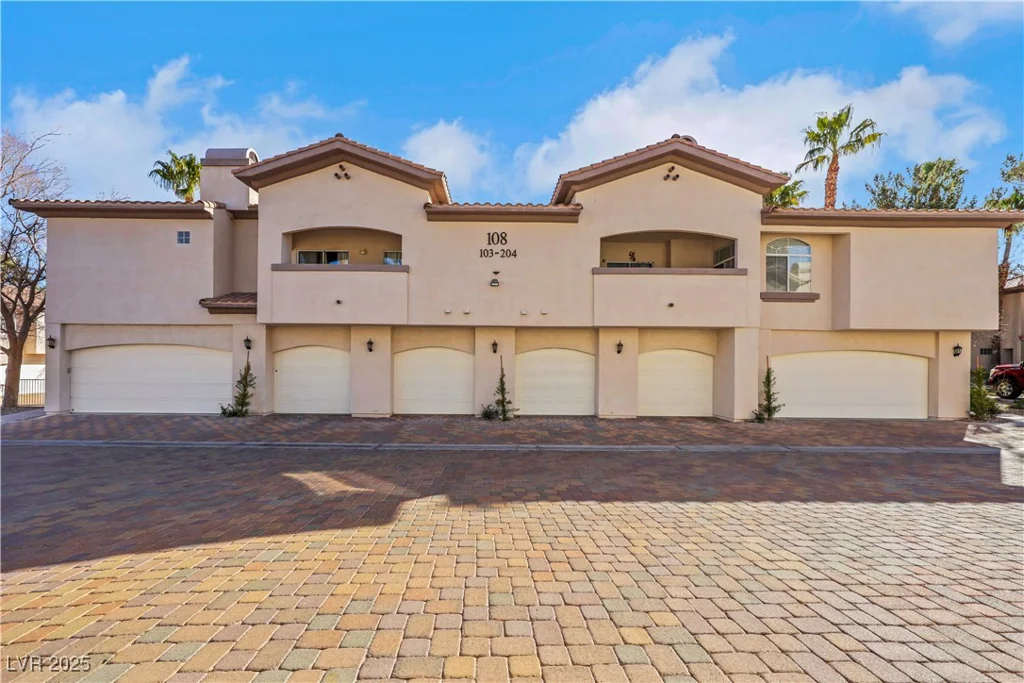 108 Lemon Glaze, Las Vegas, NV 89145