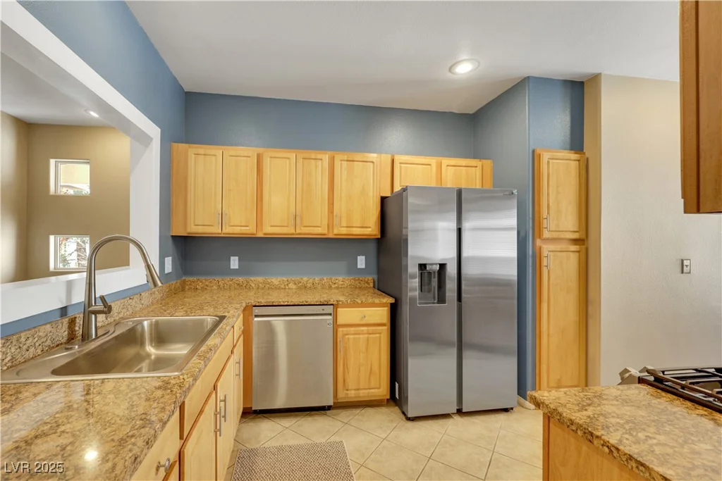 108 Lemon Glaze, Las Vegas, NV 89145