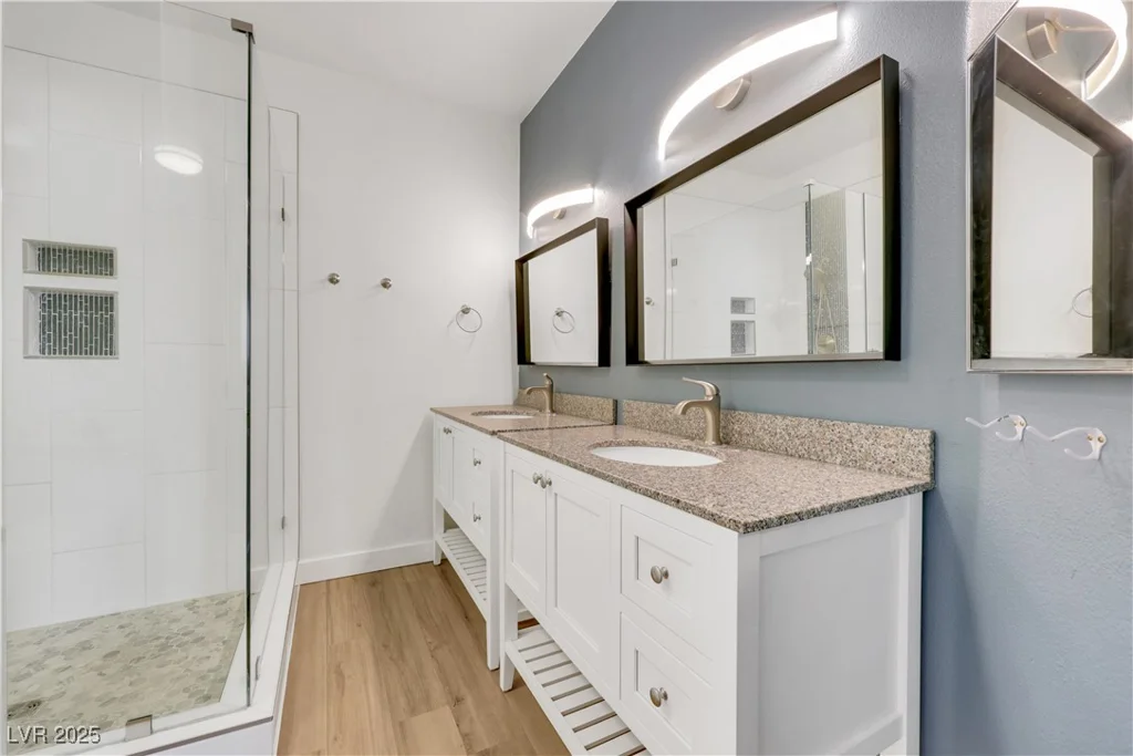 108 Lemon Glaze, Las Vegas, NV 89145