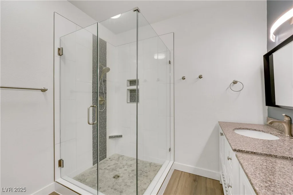 108 Lemon Glaze, Las Vegas, NV 89145