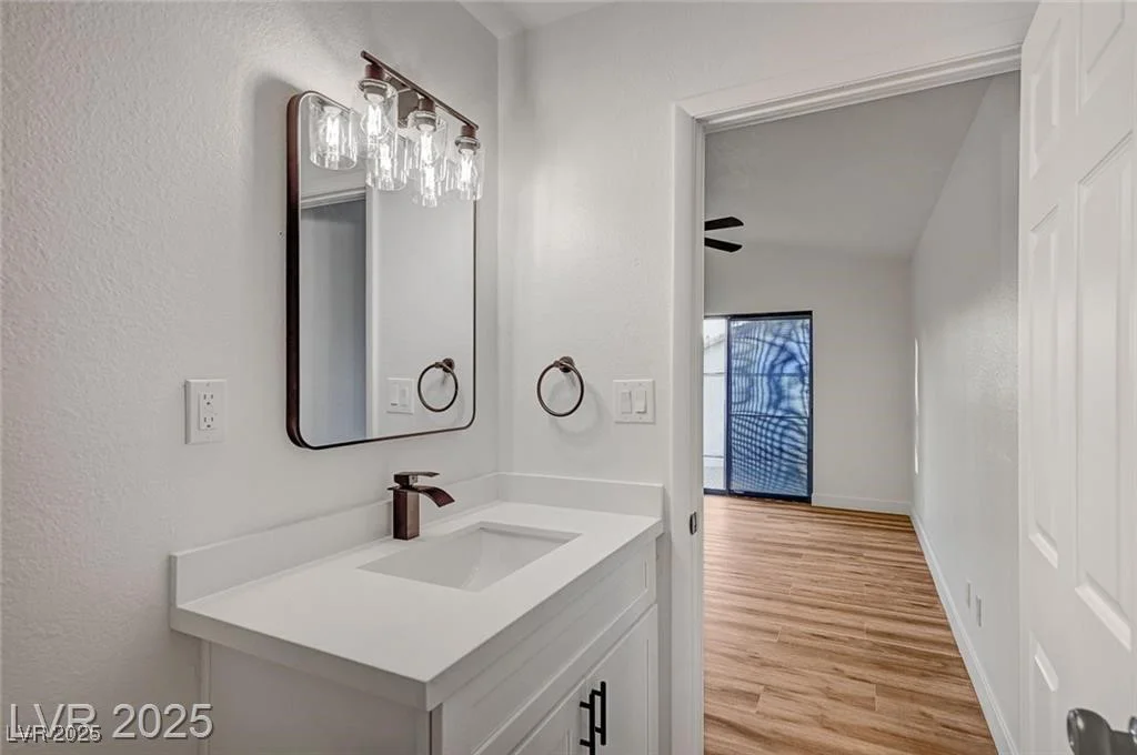 8412 Mulcahy, Las Vegas, NV 89145