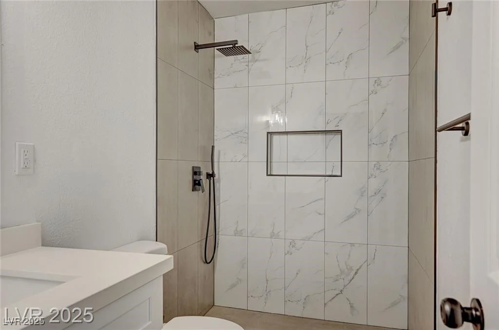 8412 Mulcahy, Las Vegas, NV 89145