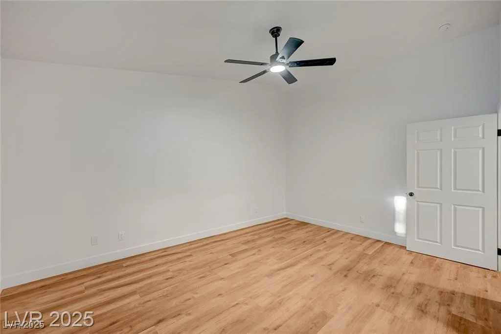 8412 Mulcahy, Las Vegas, NV 89145