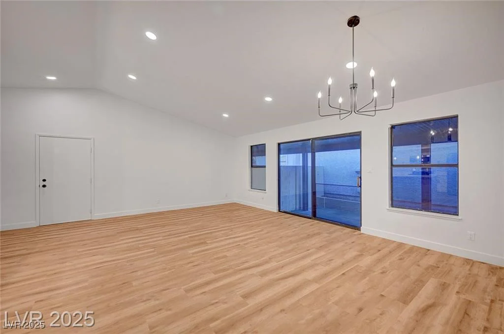 8412 Mulcahy, Las Vegas, NV 89145
