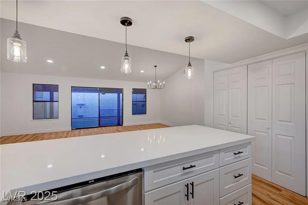 8412 Mulcahy, Las Vegas, NV 89145