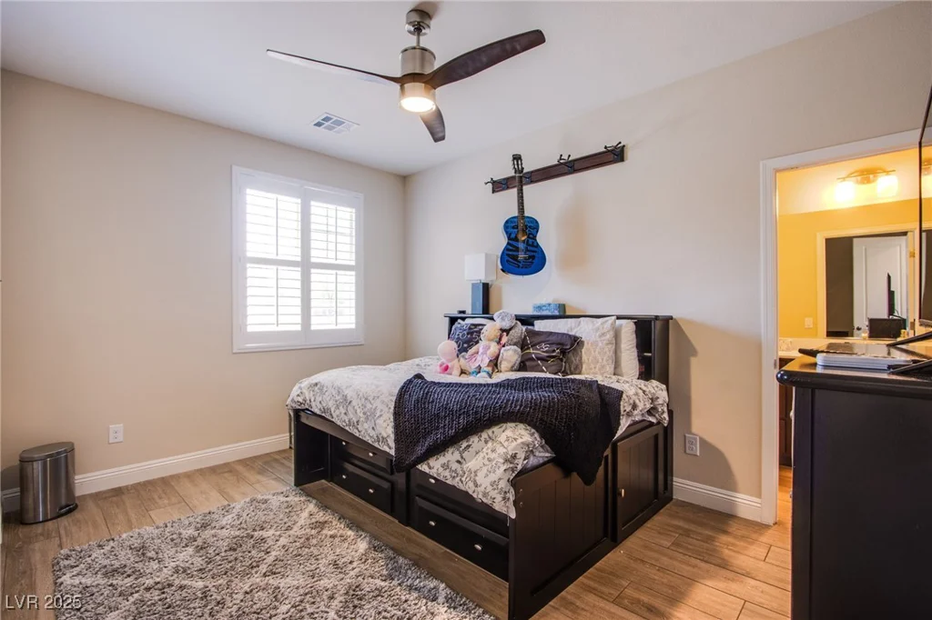 8298 Agate, Las Vegas, NV 89113