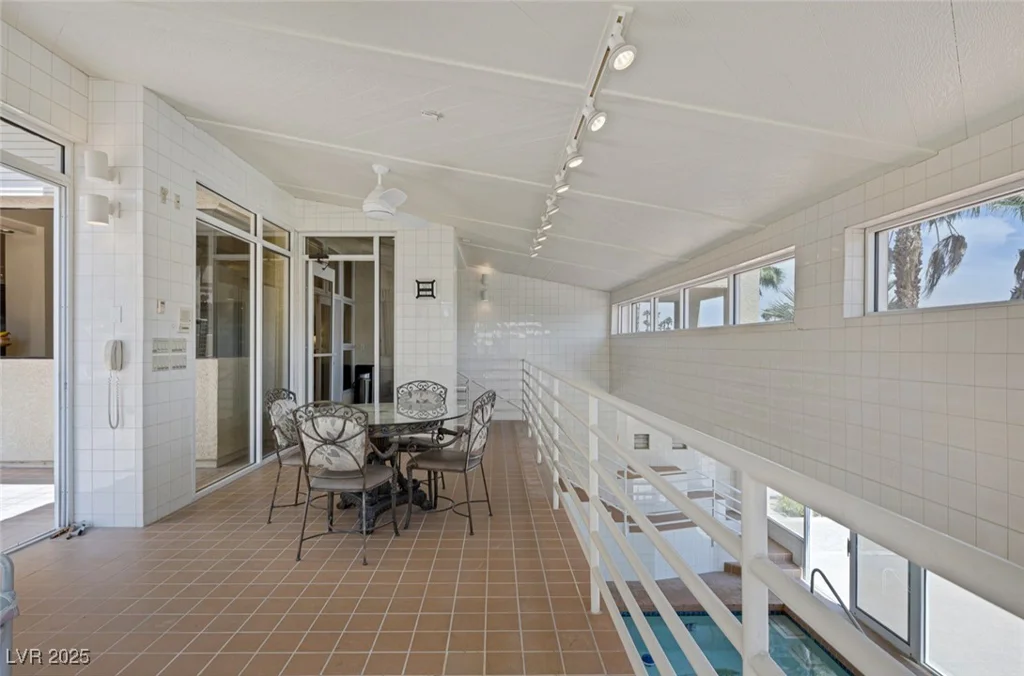 2925 Coast Line, Las Vegas, NV 89117