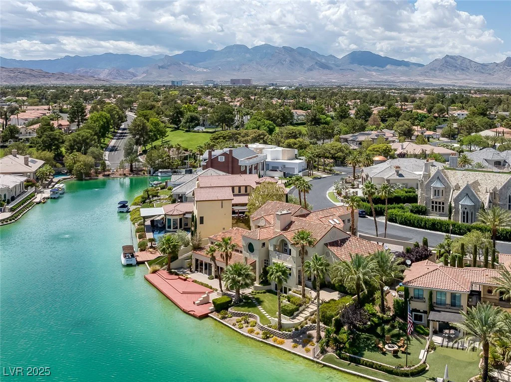 2925 Coast Line, Las Vegas, NV 89117