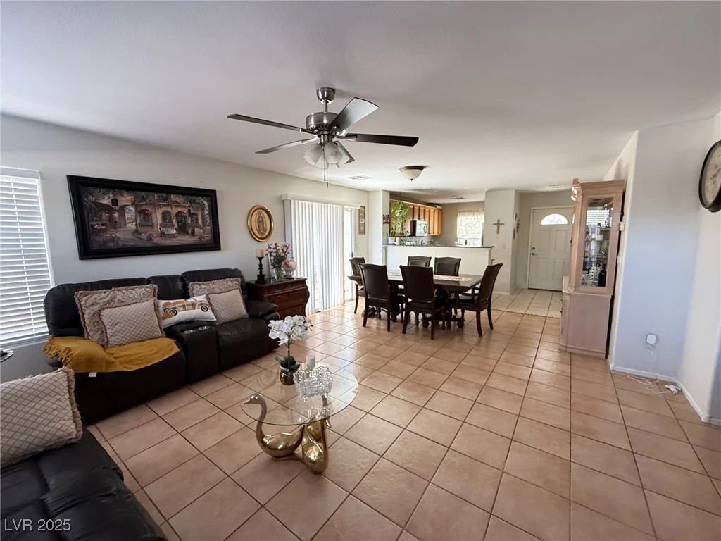8898 Promised Land, Las Vegas, NV 89148