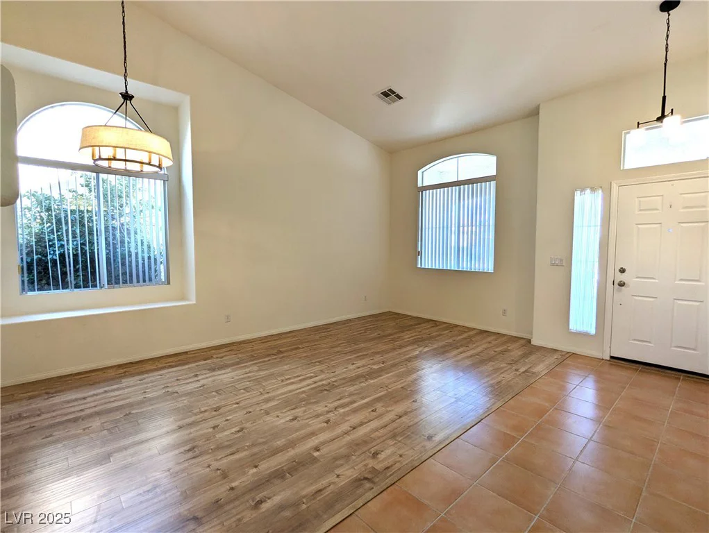 9728 Echo Hills, Las Vegas, NV 89134