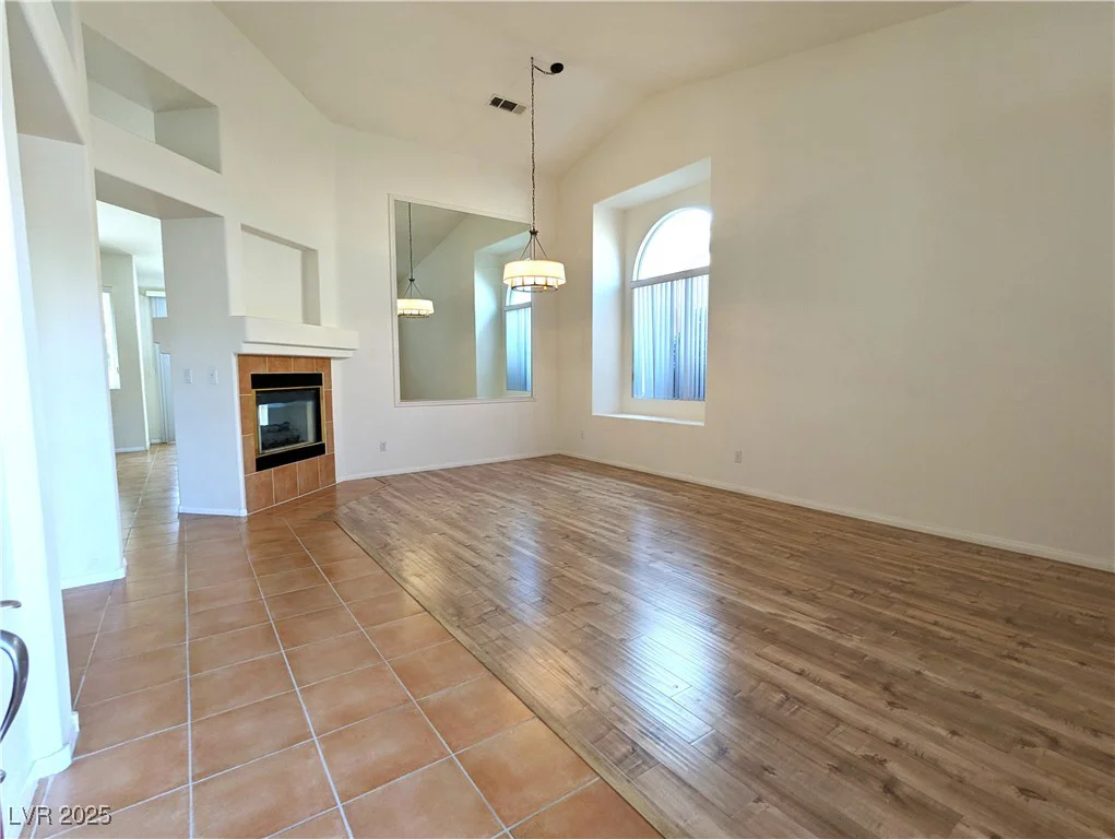 9728 Echo Hills, Las Vegas, NV 89134