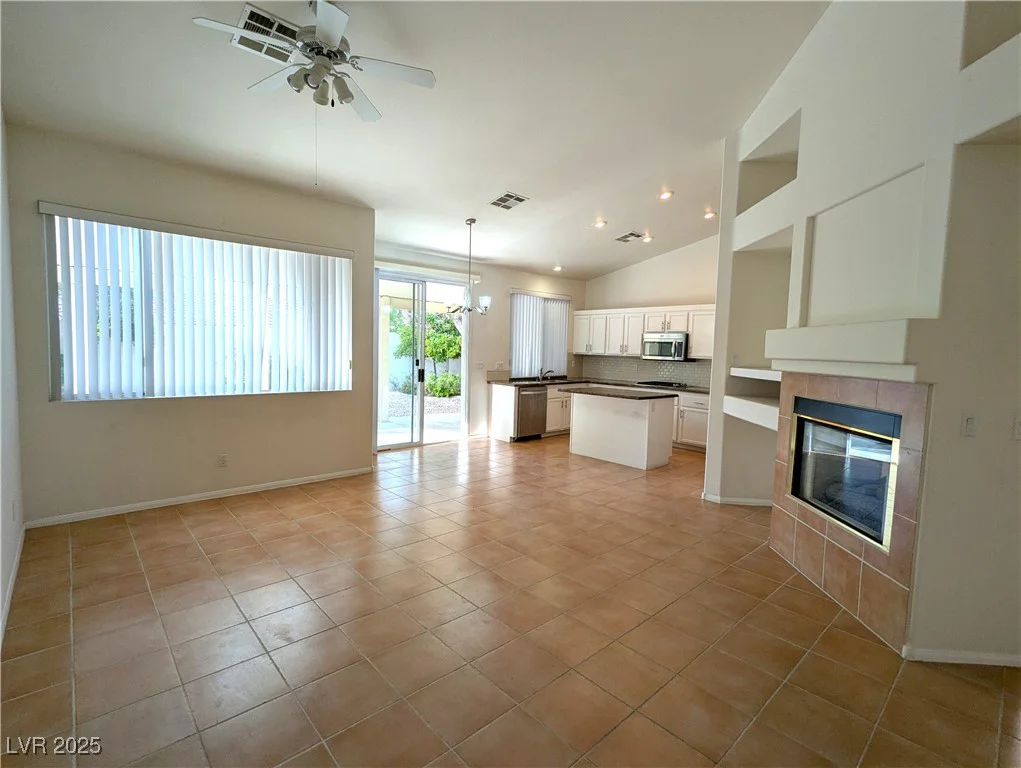 9728 Echo Hills, Las Vegas, NV 89134