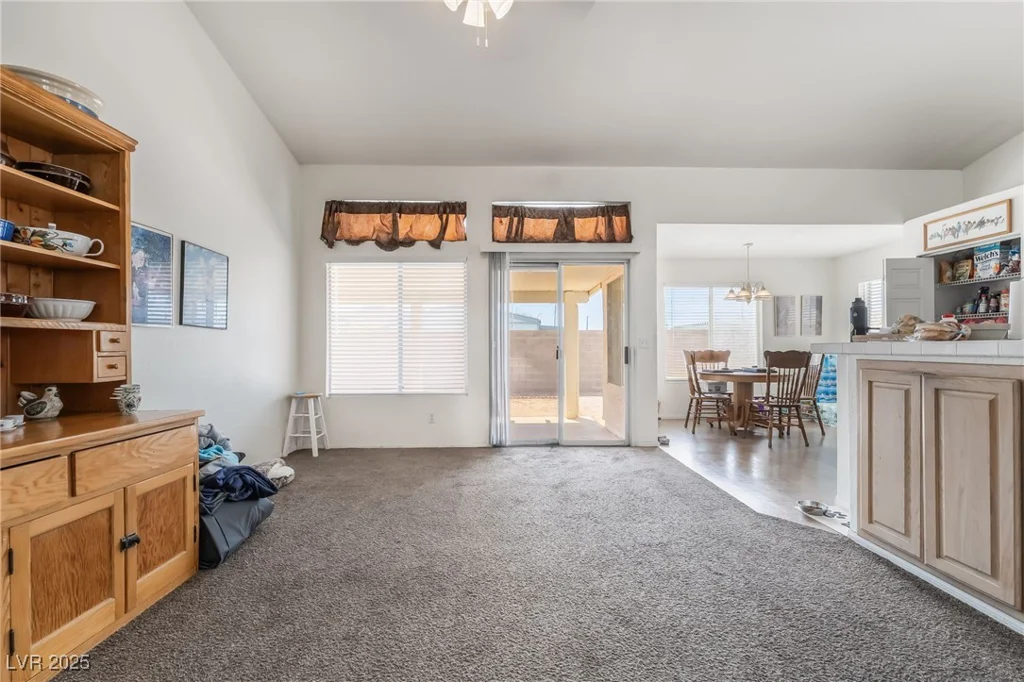 521 Landra, Henderson, NV 89015