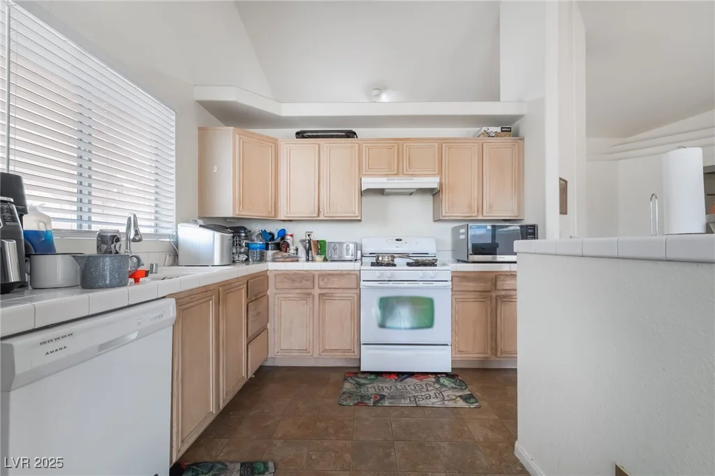 521 Landra, Henderson, NV 89015