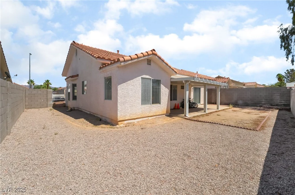 521 Landra, Henderson, NV 89015