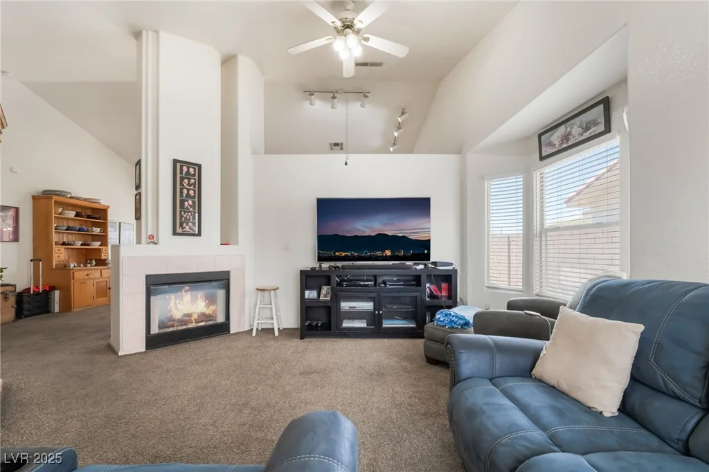 521 Landra, Henderson, NV 89015