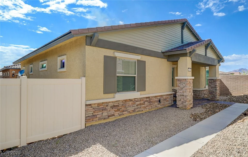 794 Sunny Sagebrush, Henderson, NV 89011
