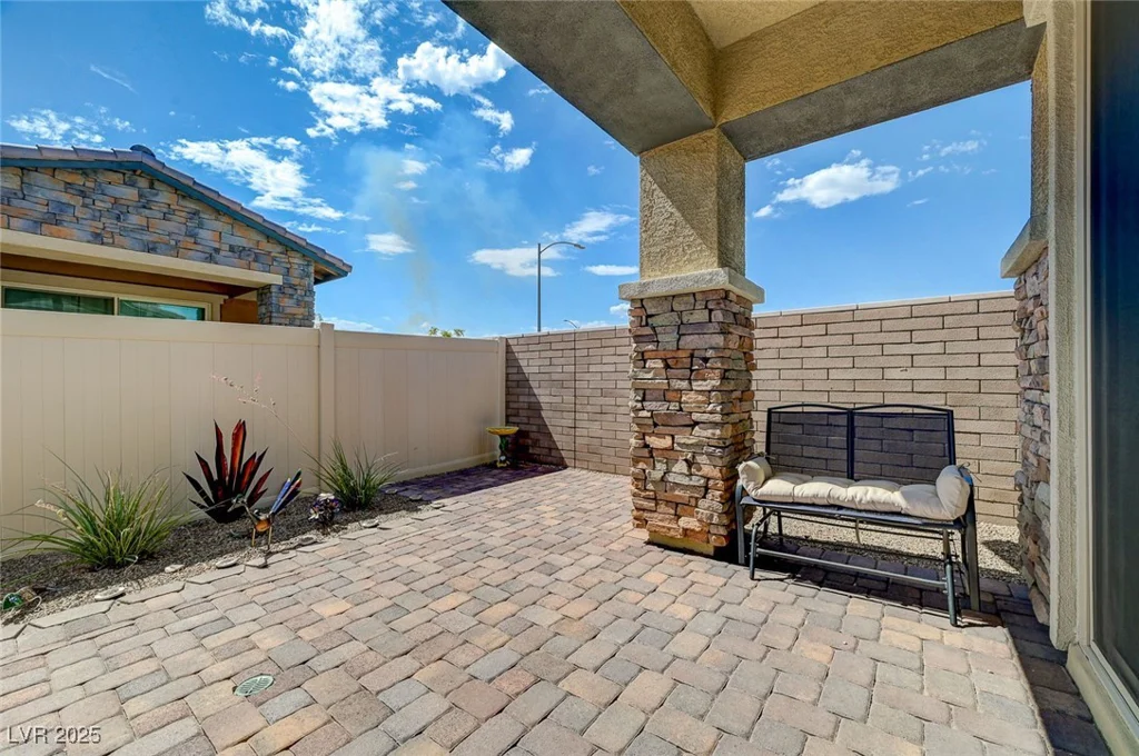 794 Sunny Sagebrush, Henderson, NV 89011