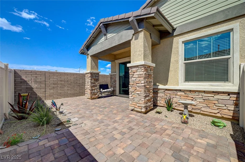 794 Sunny Sagebrush, Henderson, NV 89011