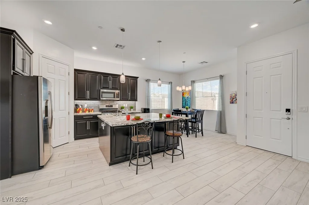 794 Sunny Sagebrush, Henderson, NV 89011