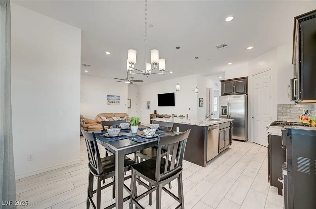 794 Sunny Sagebrush, Henderson, NV 89011
