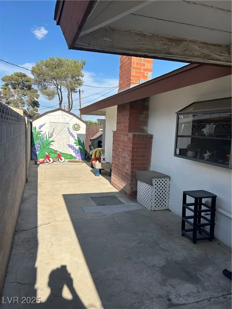 712 Donner, Las Vegas, NV 89107