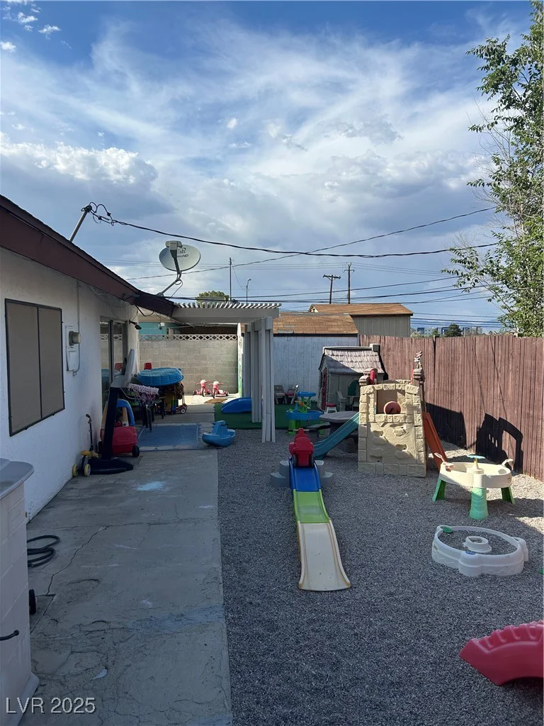 712 Donner, Las Vegas, NV 89107