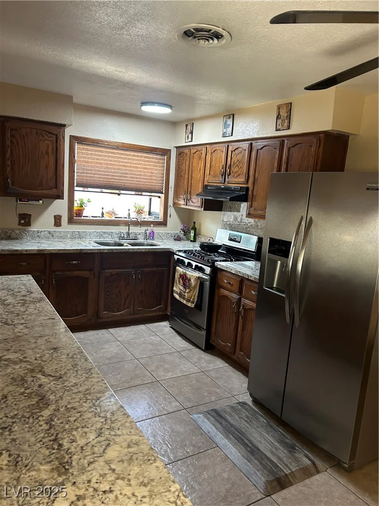 712 Donner, Las Vegas, NV 89107