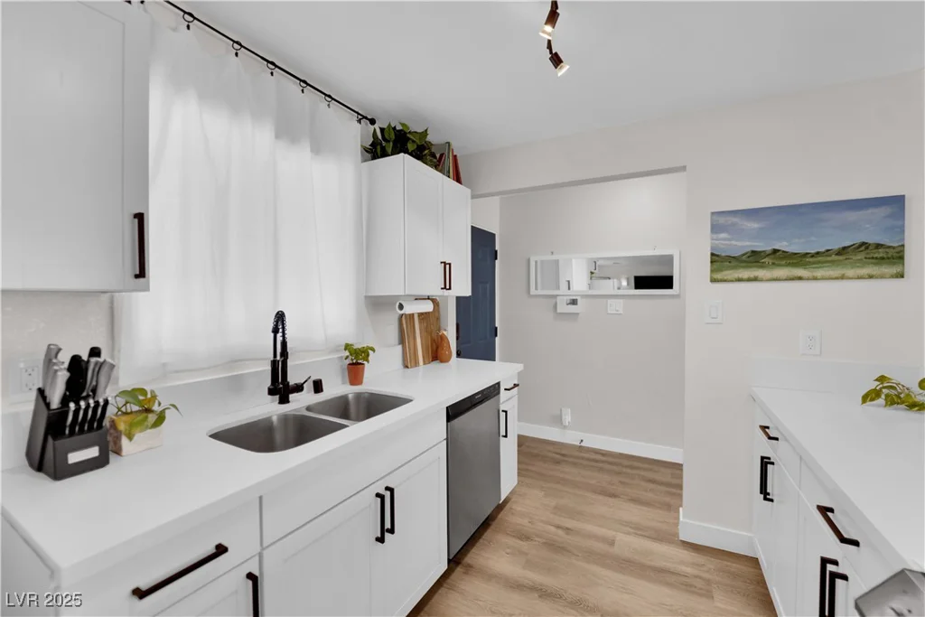 3509 Navajo, Las Vegas, NV 89108