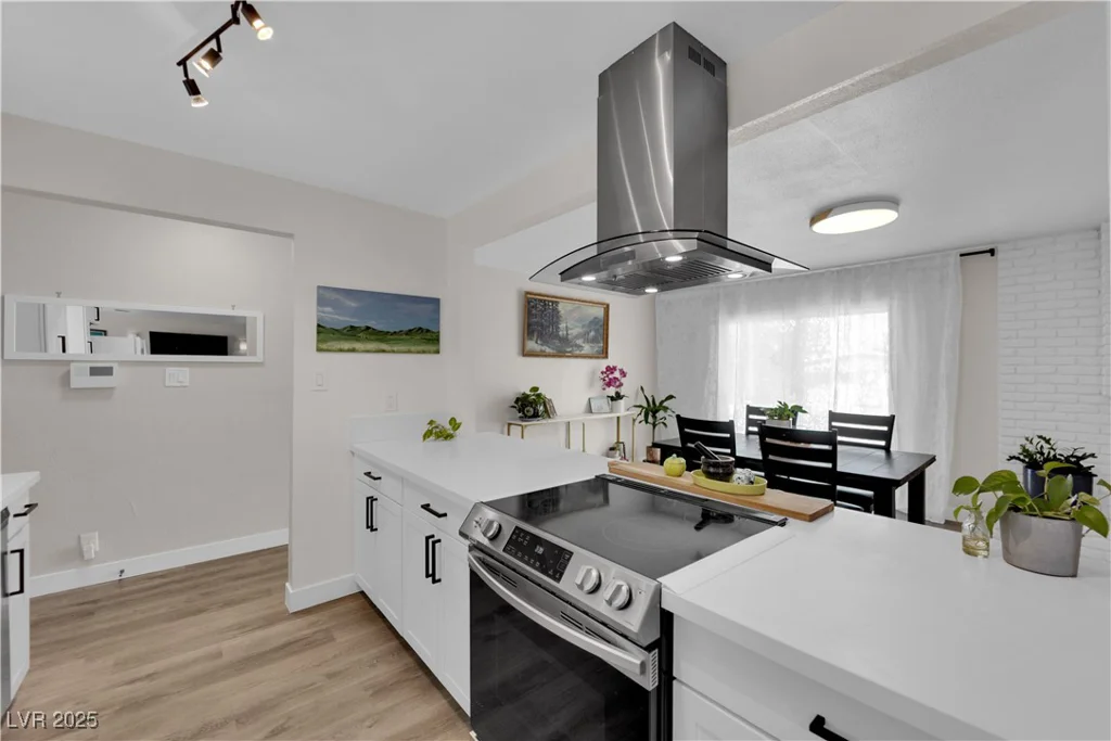 3509 Navajo, Las Vegas, NV 89108