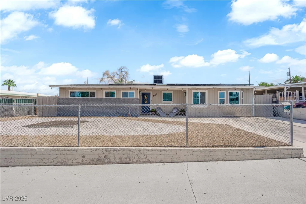 3509 Navajo, Las Vegas, NV 89108