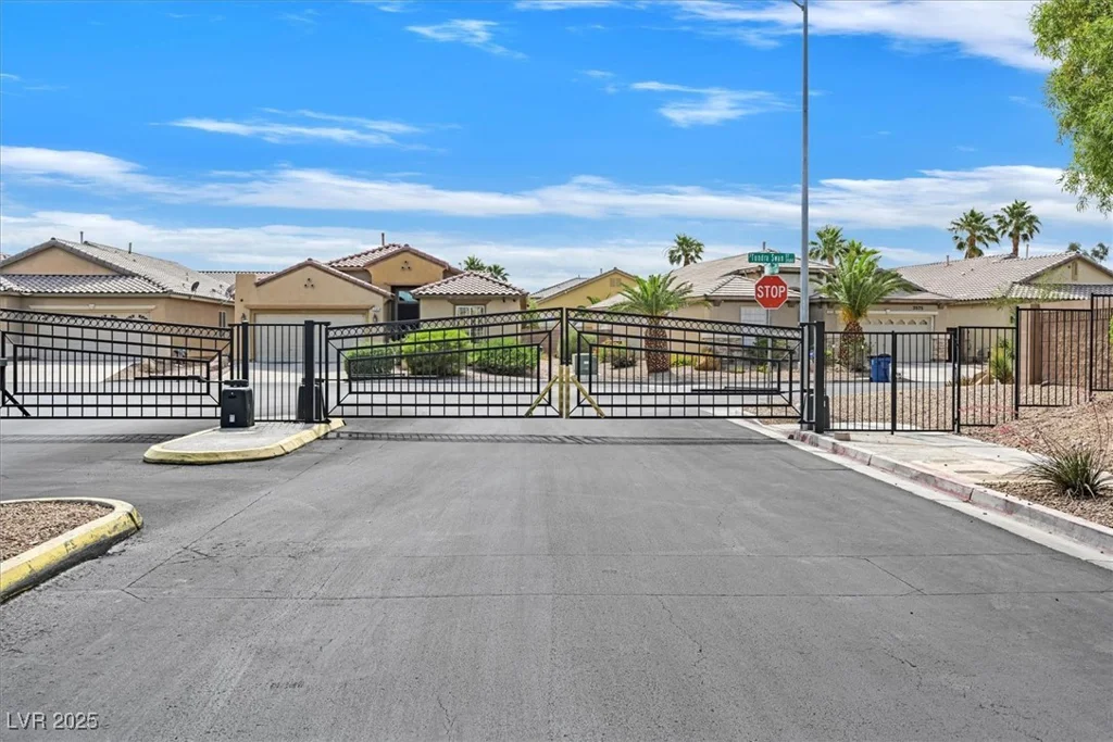 3689 Bufflehead, Las Vegas, NV 89122