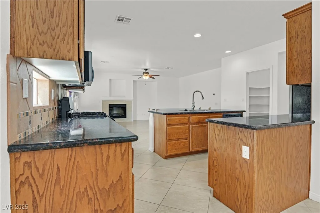 3689 Bufflehead, Las Vegas, NV 89122
