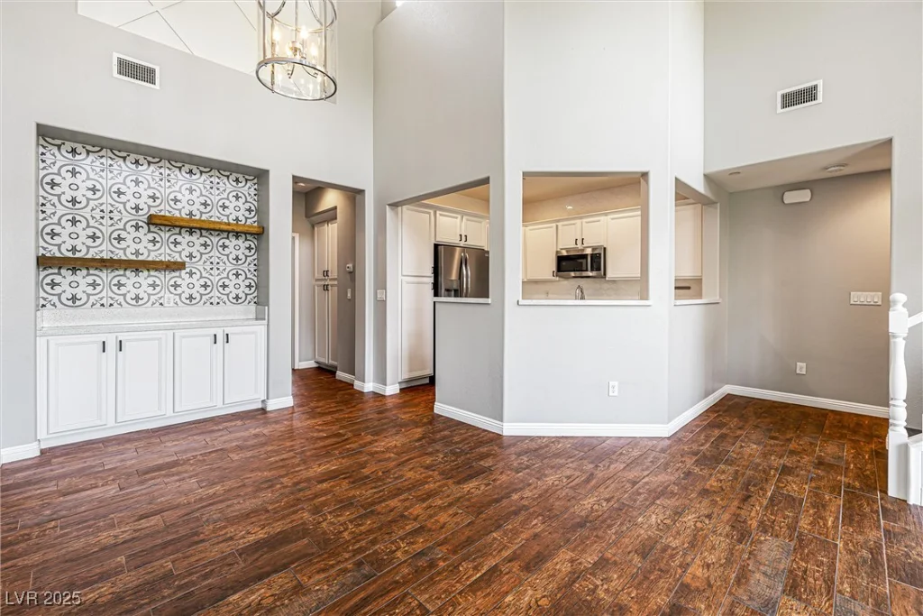 11375 Ogden Mills, Las Vegas, NV 89135