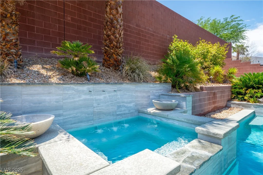 5619 Shadow Bend, Las Vegas, NV 89135