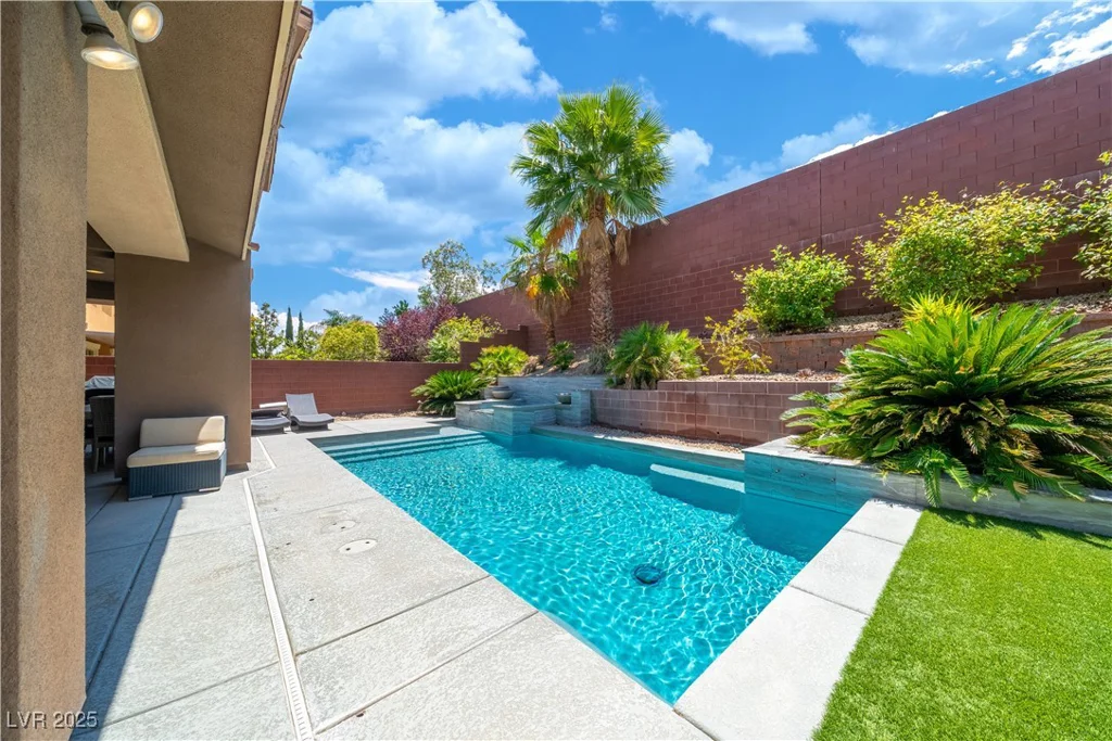 5619 Shadow Bend, Las Vegas, NV 89135