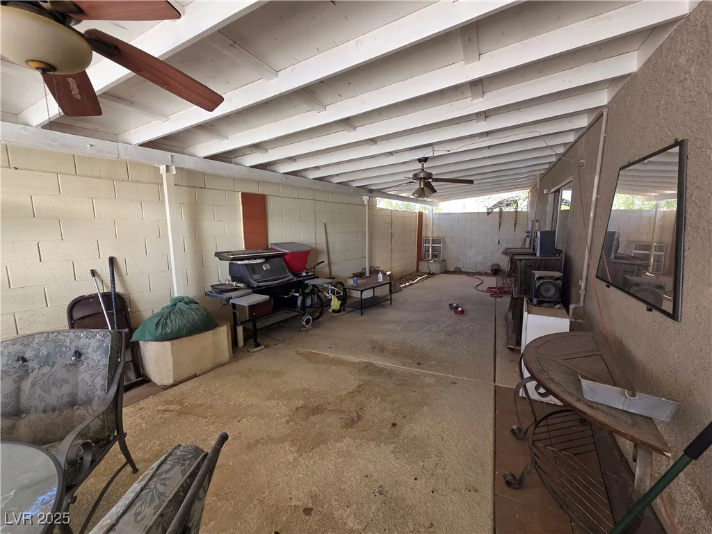 7108 Moon, Las Vegas, NV 89145