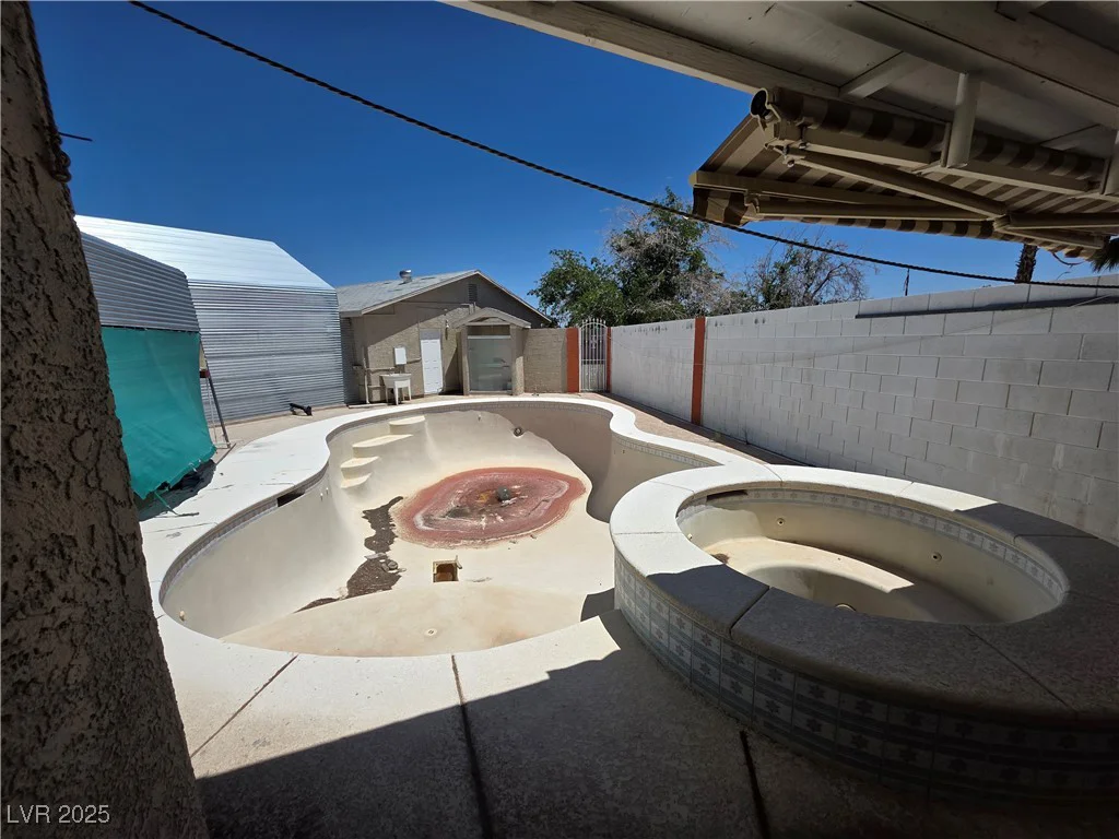 7108 Moon, Las Vegas, NV 89145