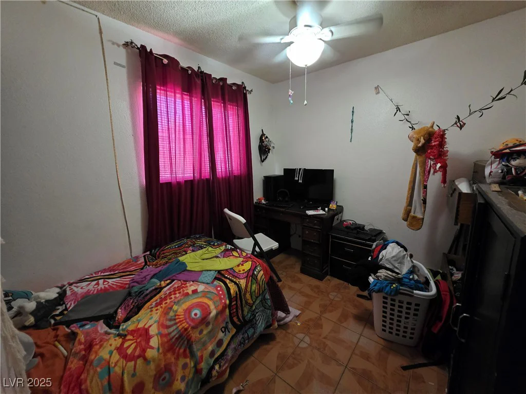 7108 Moon, Las Vegas, NV 89145