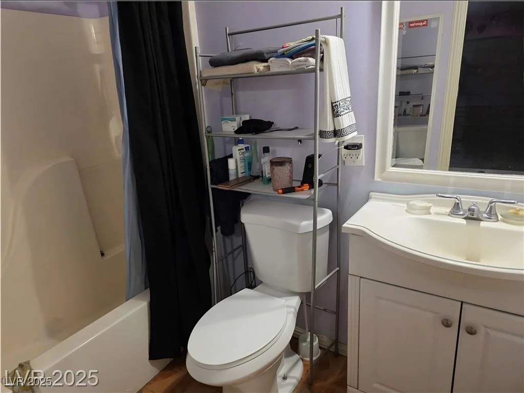 7108 Moon, Las Vegas, NV 89145
