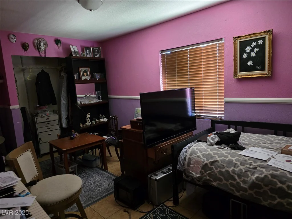 7108 Moon, Las Vegas, NV 89145